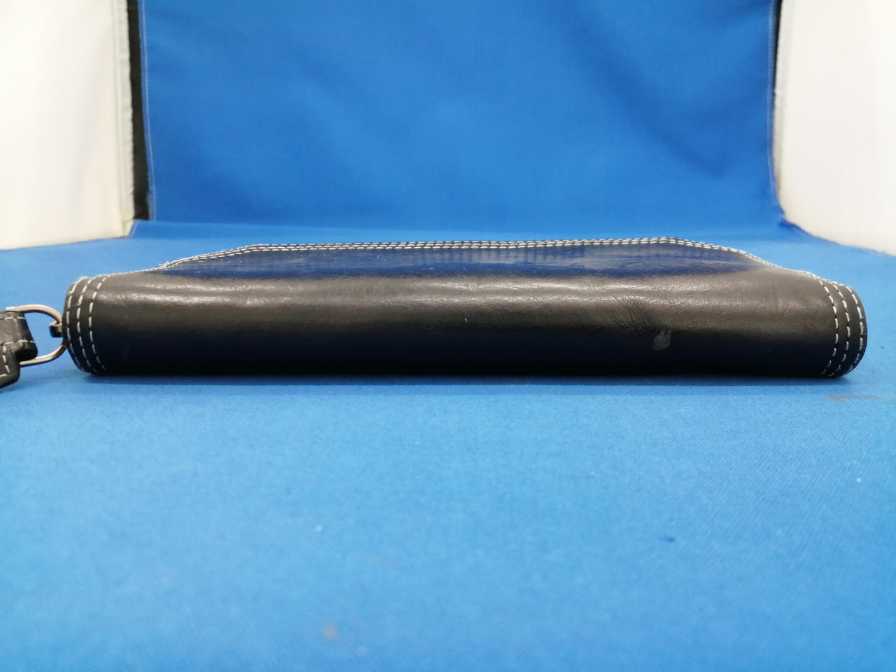 下側傷汚れあり