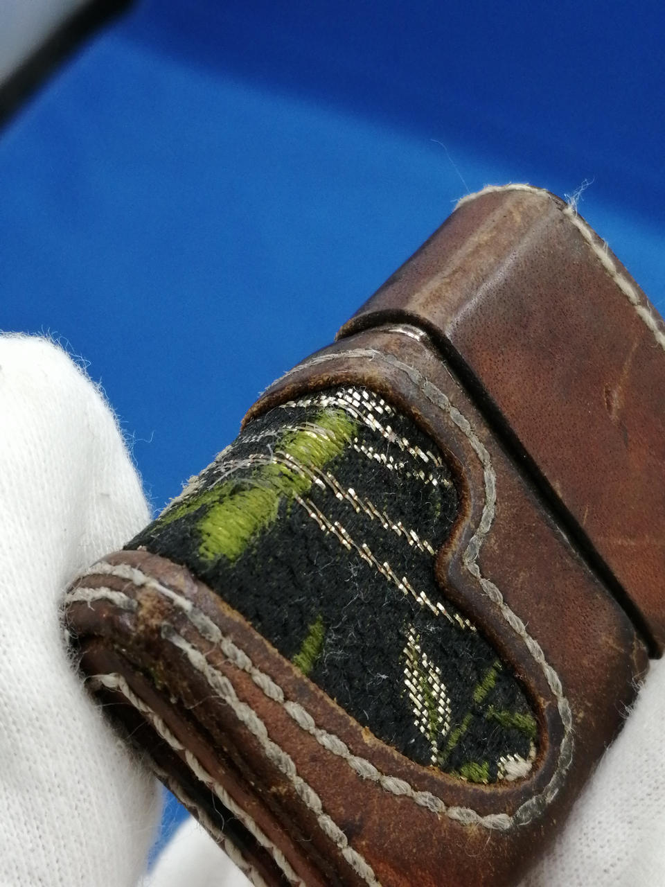 刺繍ほつれ有り