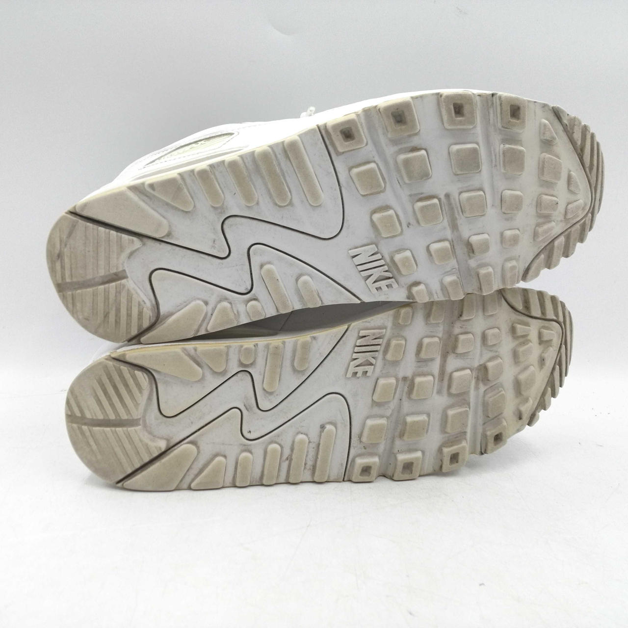 かなり使用感があります