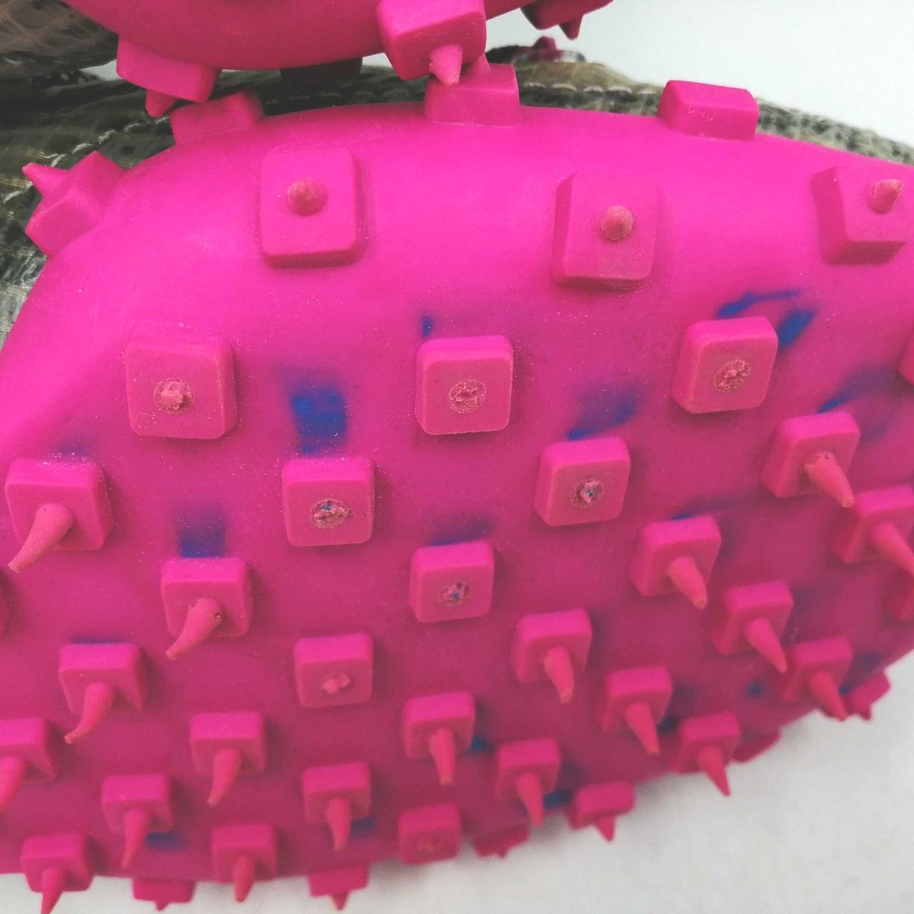 スパイクの欠損箇所が複数あります。