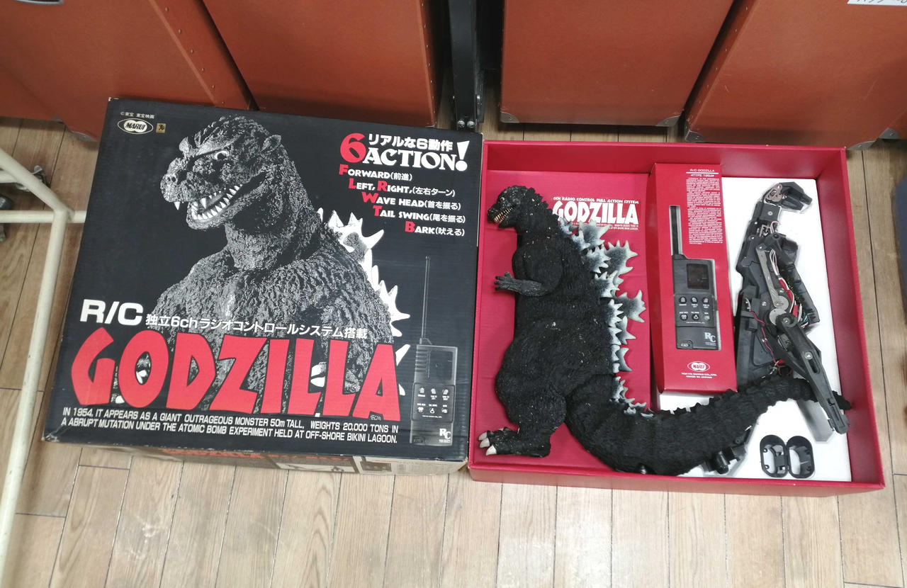 ジャンク】 非可動 本体のみ RC 初代ゴジラ 東京マルイ ジャンク】 非