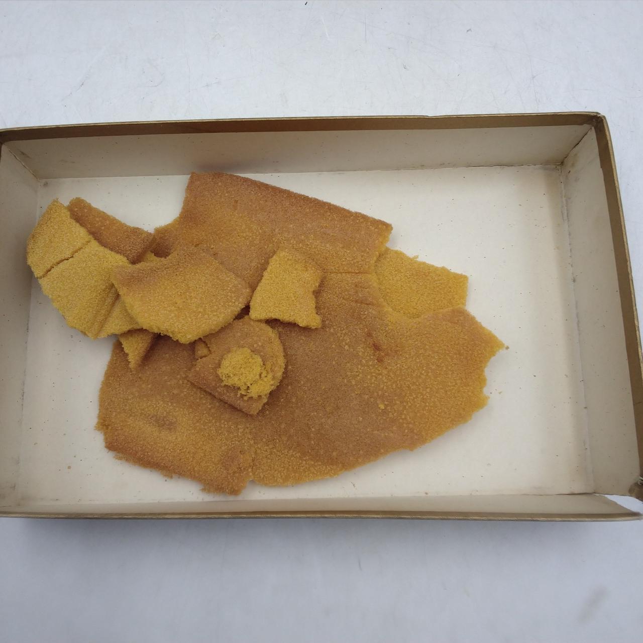 経年劣化でスポンジはボロボロです