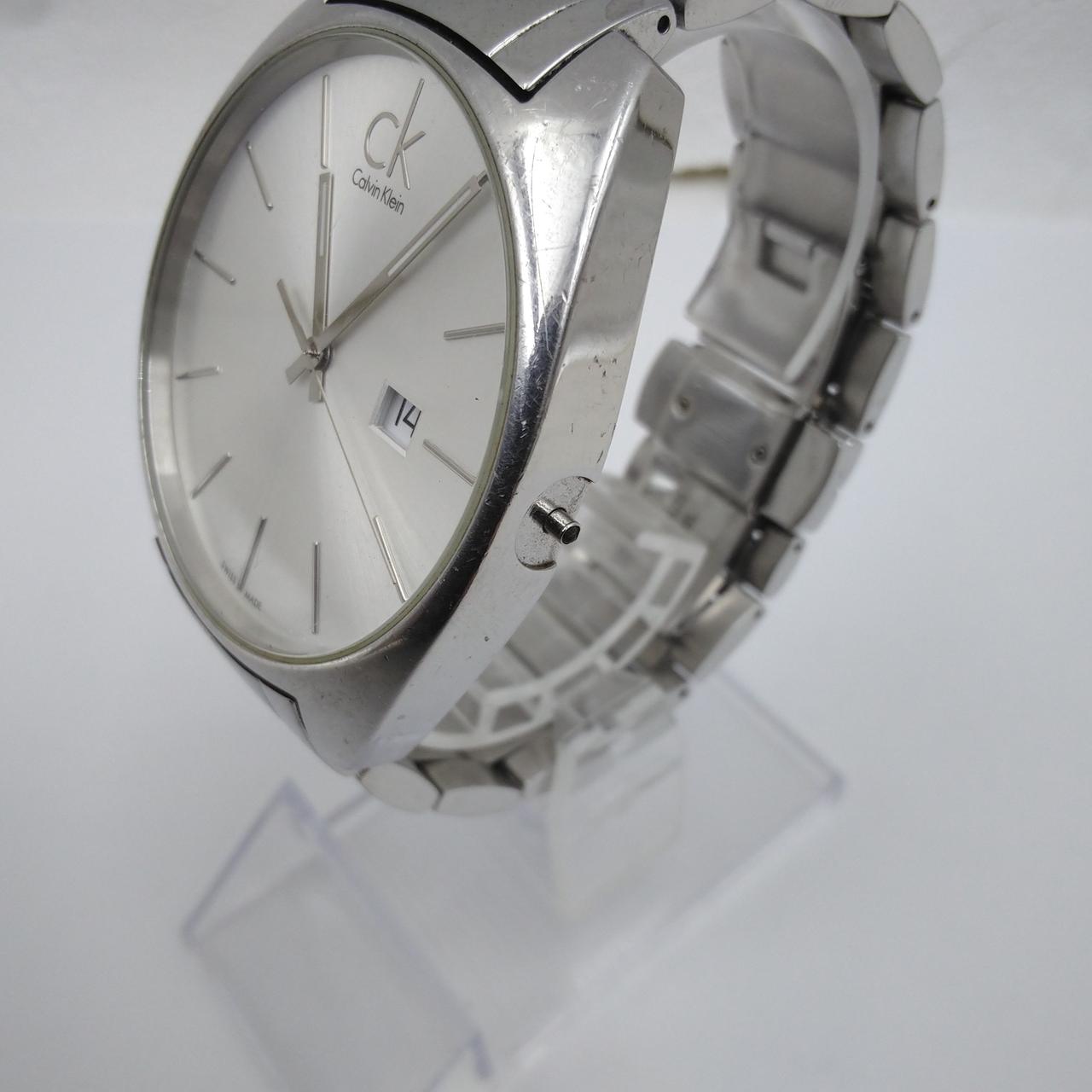 リューズ欠損しています。