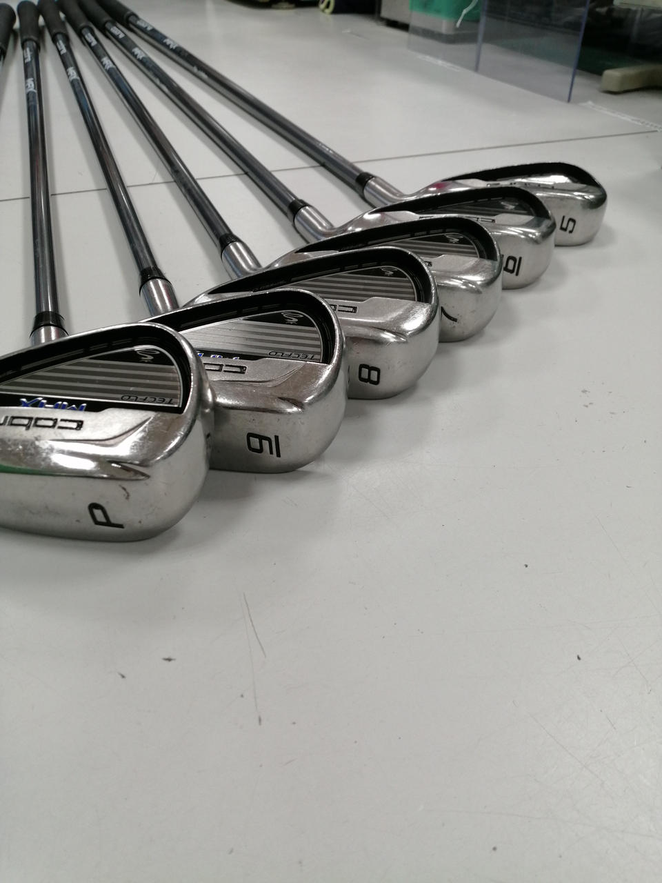 Cobra AMPMAX アイアンセット 6本 ゴルフクラブ Amazon.co.jp: COBRAGOLF(コブラゴルフ) cobra MAX マックス