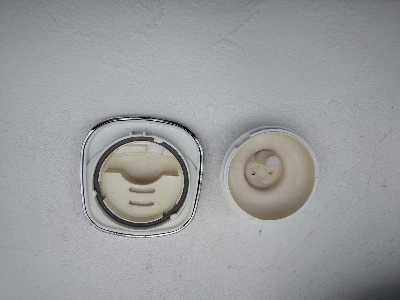 変色しています