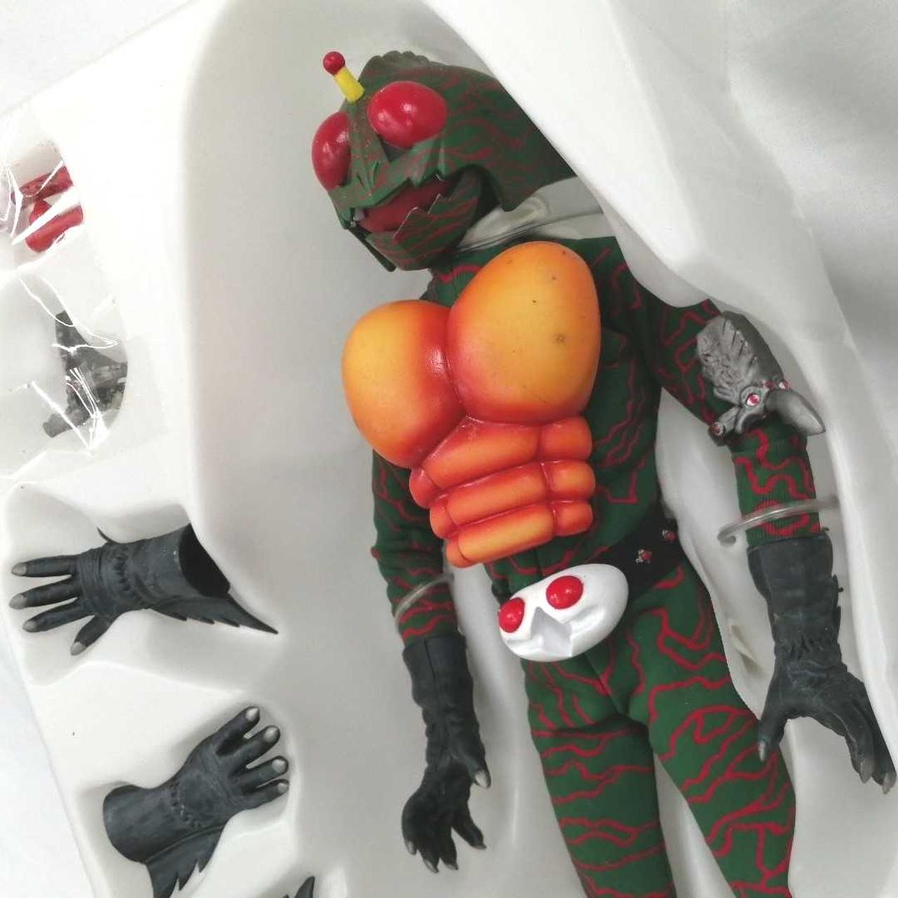 新品●RAH 220 DX 仮面ライダーアマゾン ✦未開封美品 メディコムトイ 新品○RAH 220 DX 仮面ライダーアマゾン ✦未開封美品