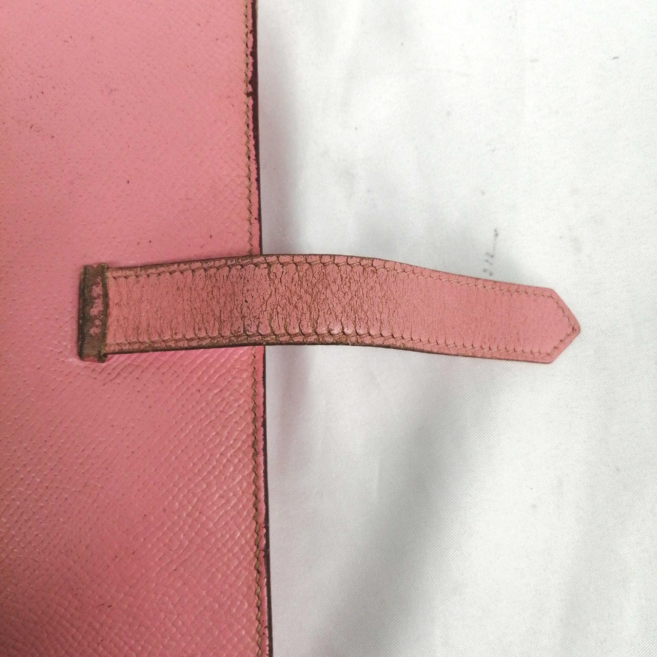 割れ　スレあります。