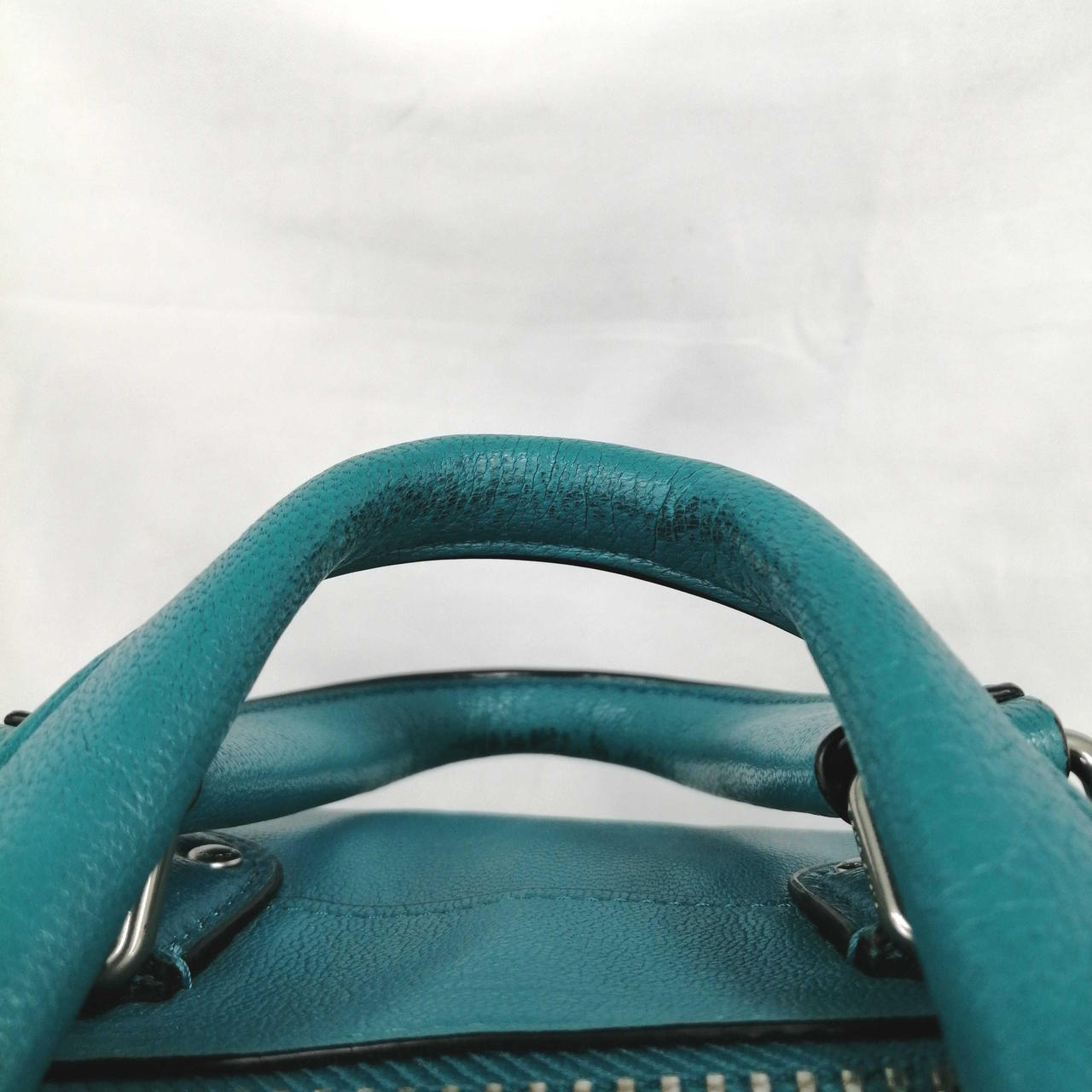 持ち手内側使用感(黒ずみ)あります