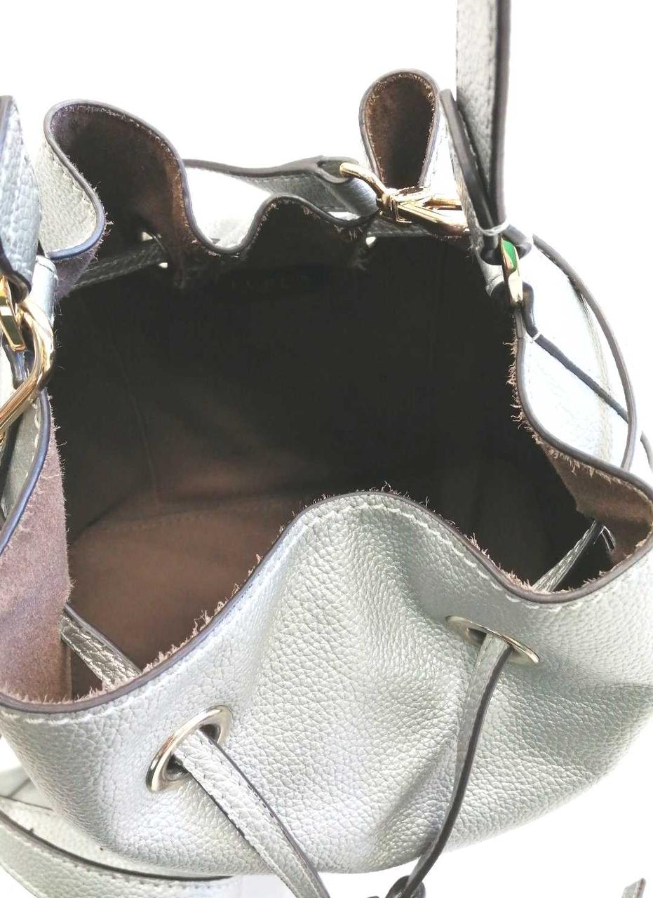 中汚れあります