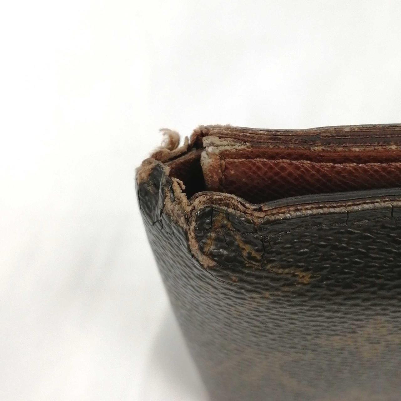 角にイタミあり