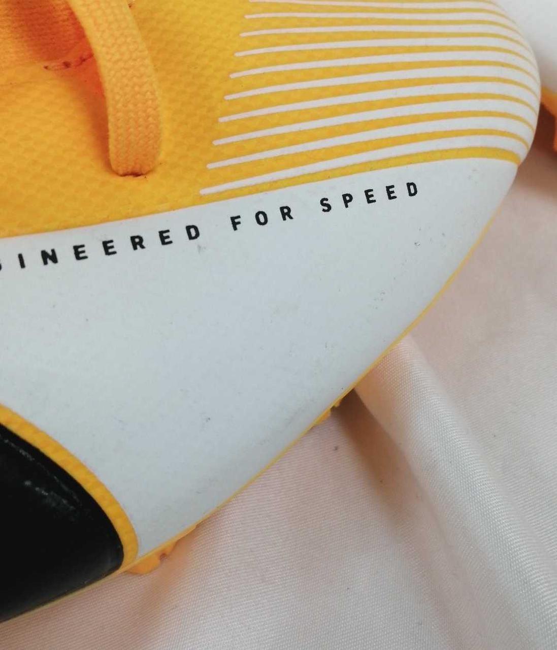 薄いヨゴレあり