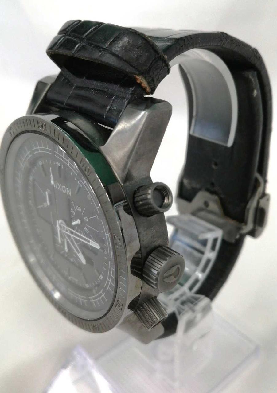 キズ、多少のサビがあります