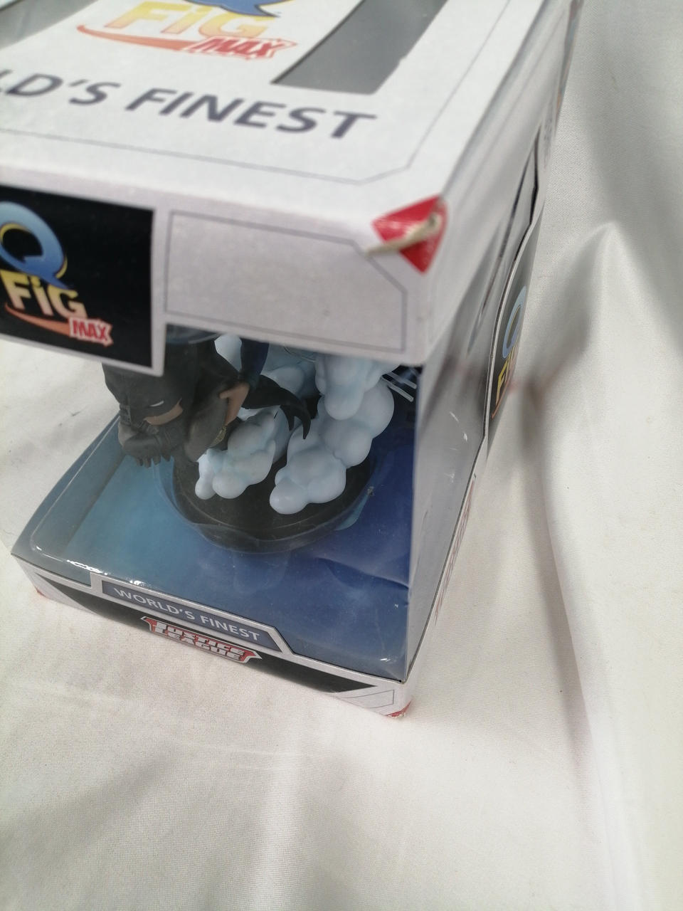 全体的に箱キズあり