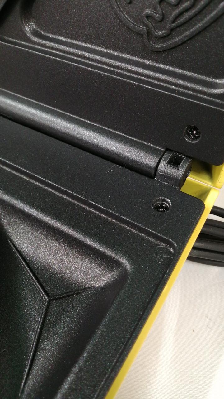 少しキズがあります