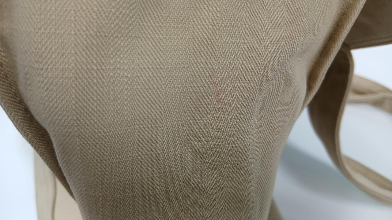 赤い跡あり