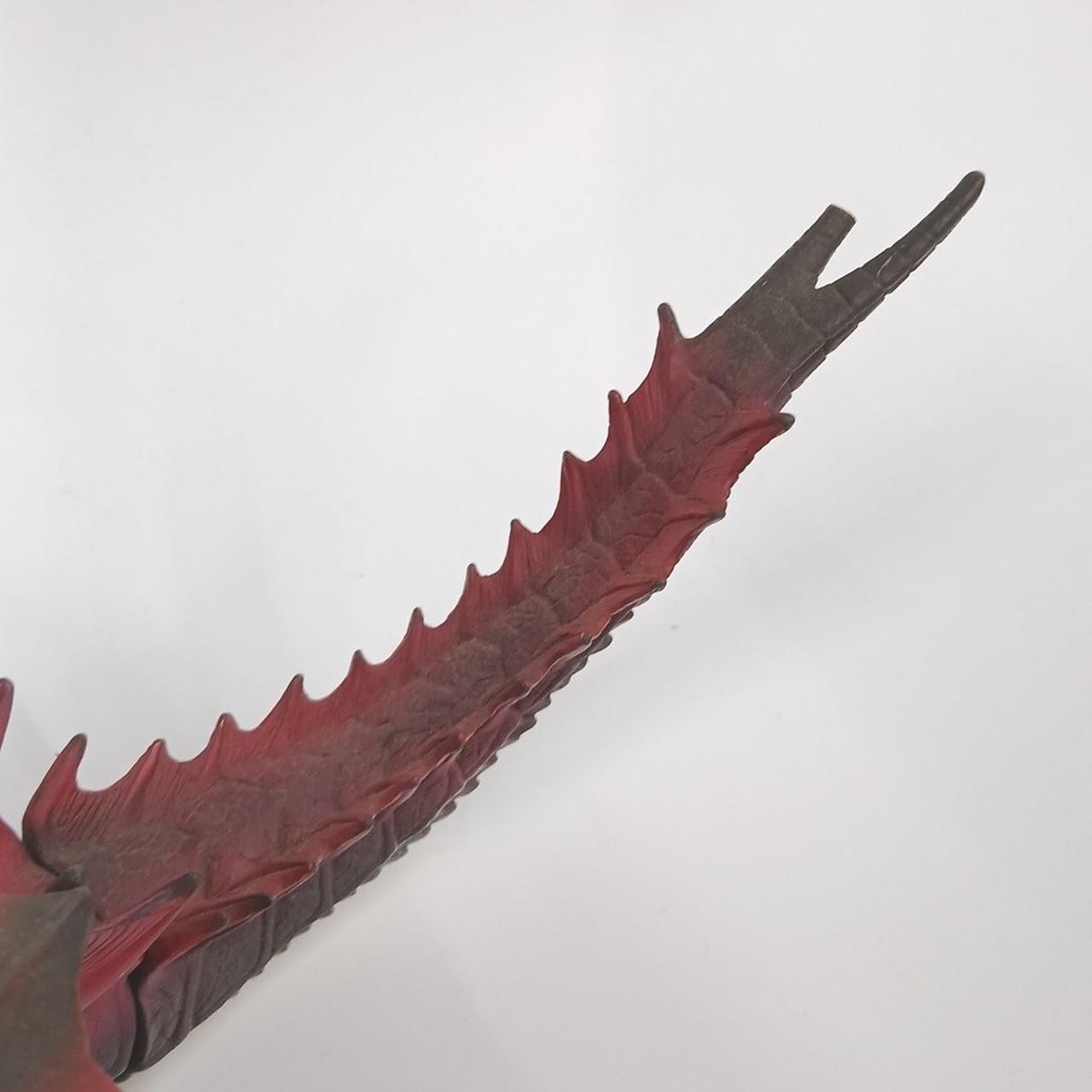 しっぽ折れあり
