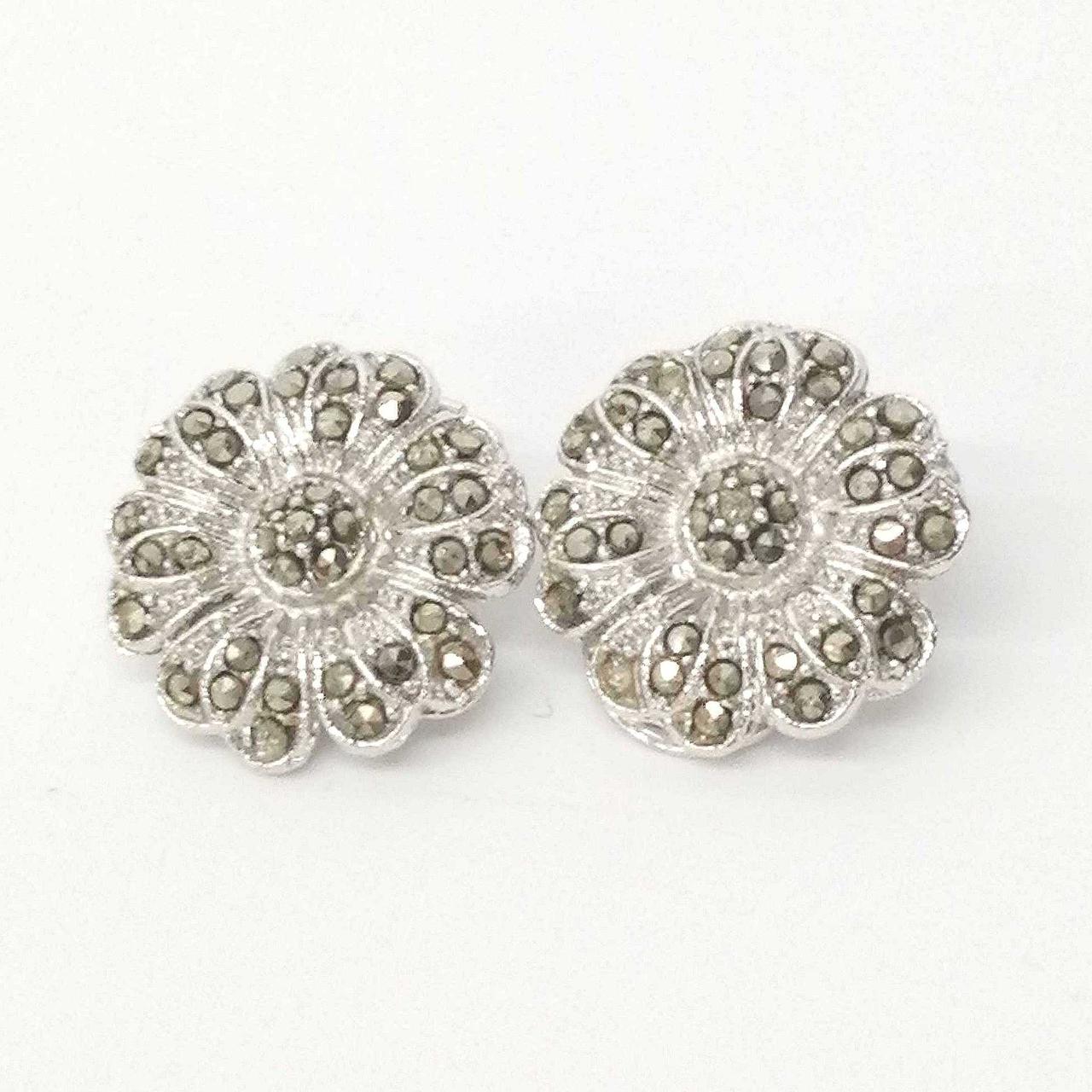 宝石付きイヤリング K20イヤリング