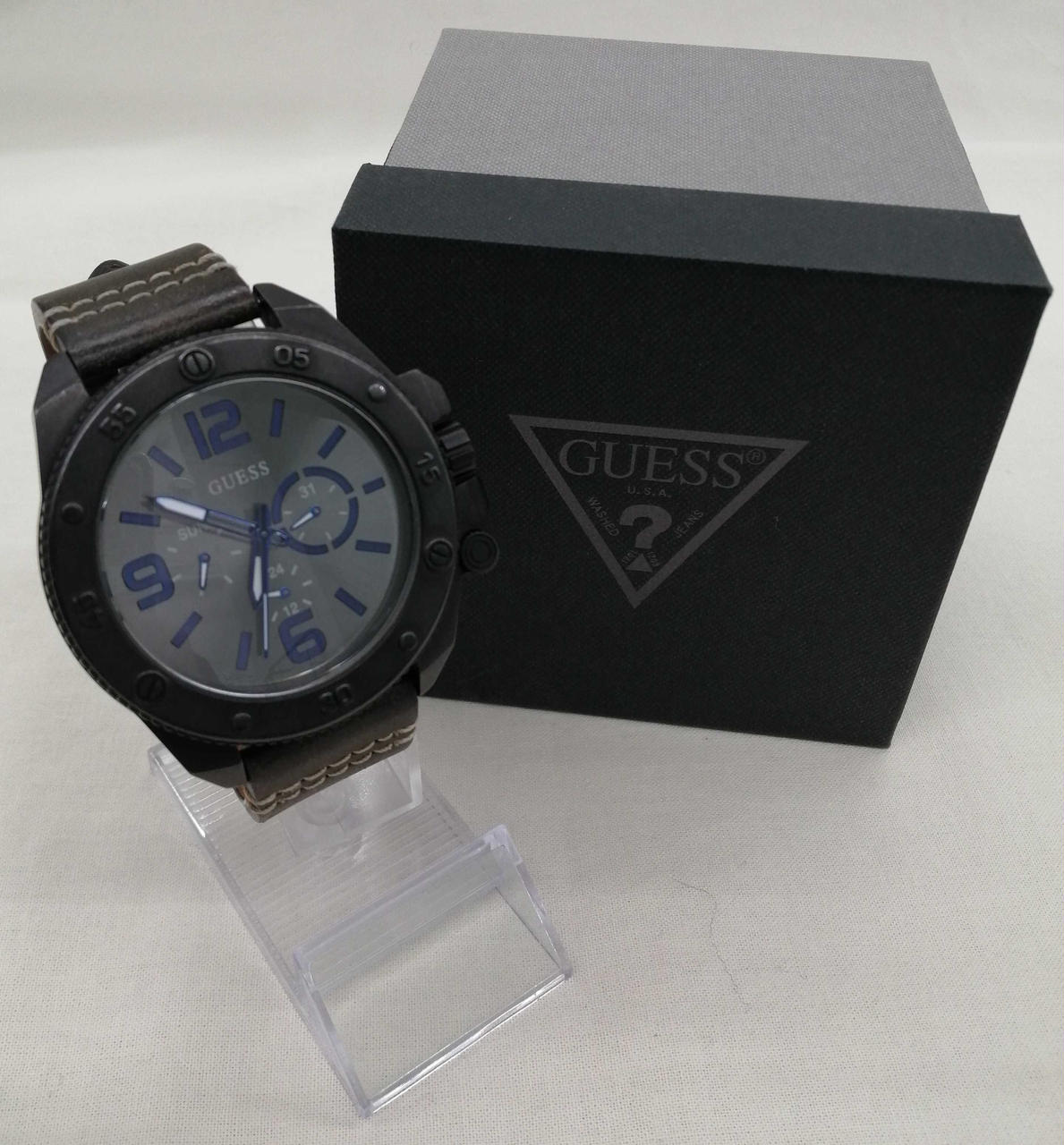 GUESS 型番：U0659G3 クォーツ腕時計