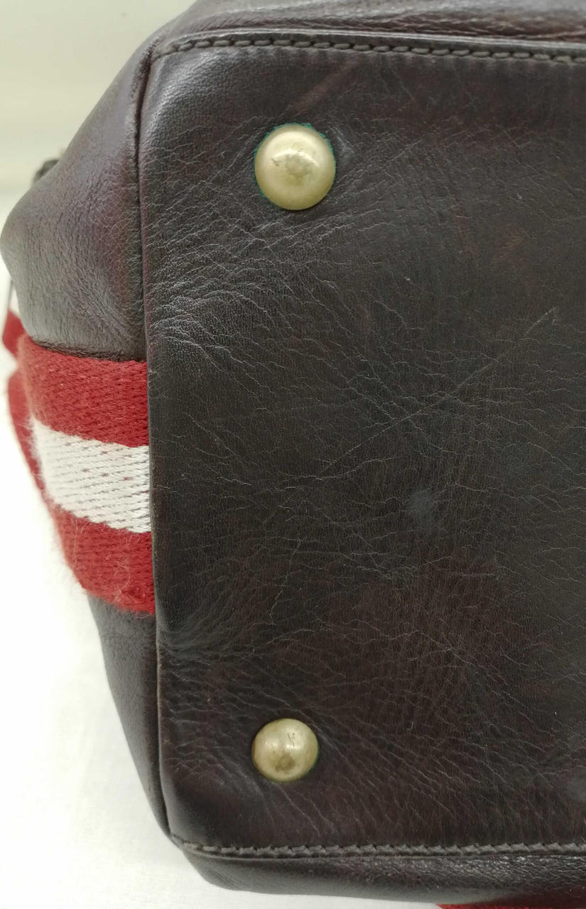 金具部分サビあり