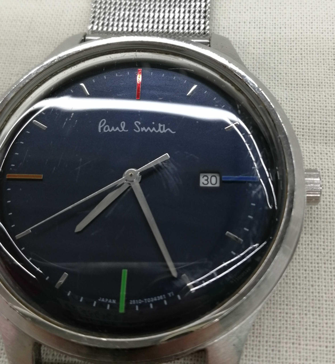 文字盤に傷あります