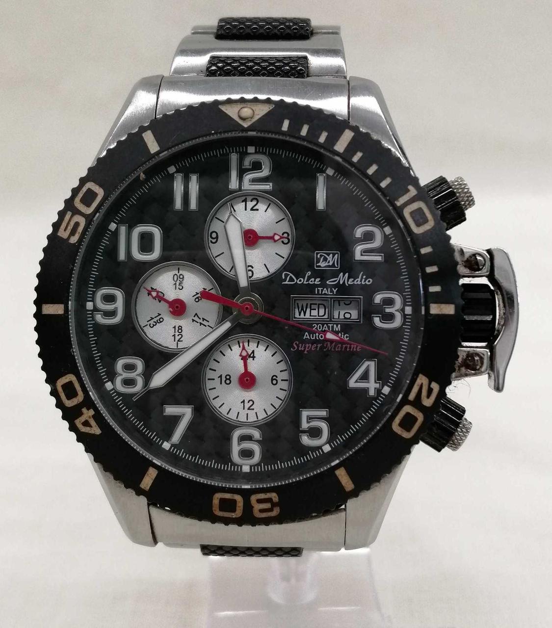 右側金属部サビあり