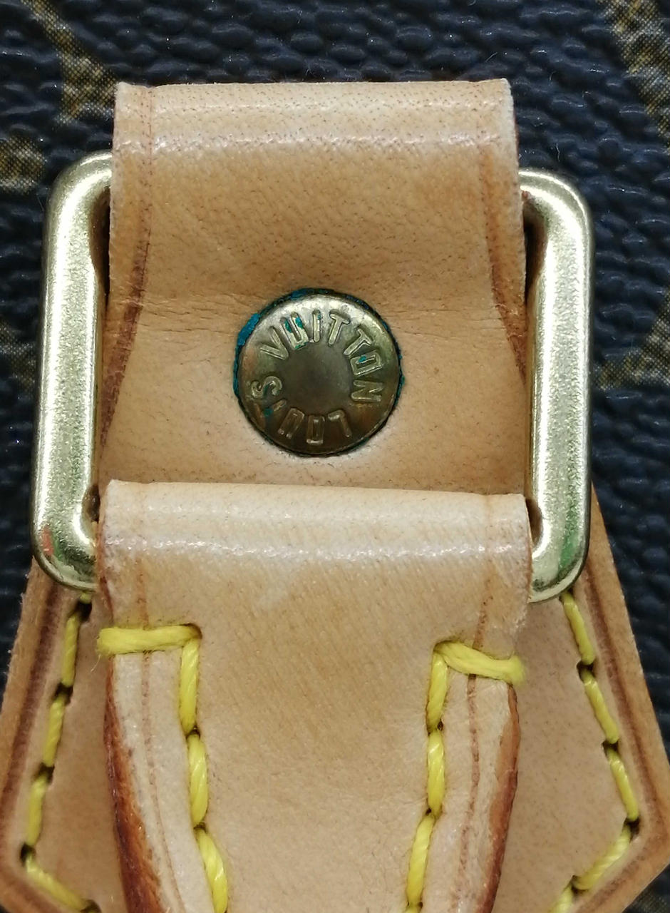 金具部分サビあります