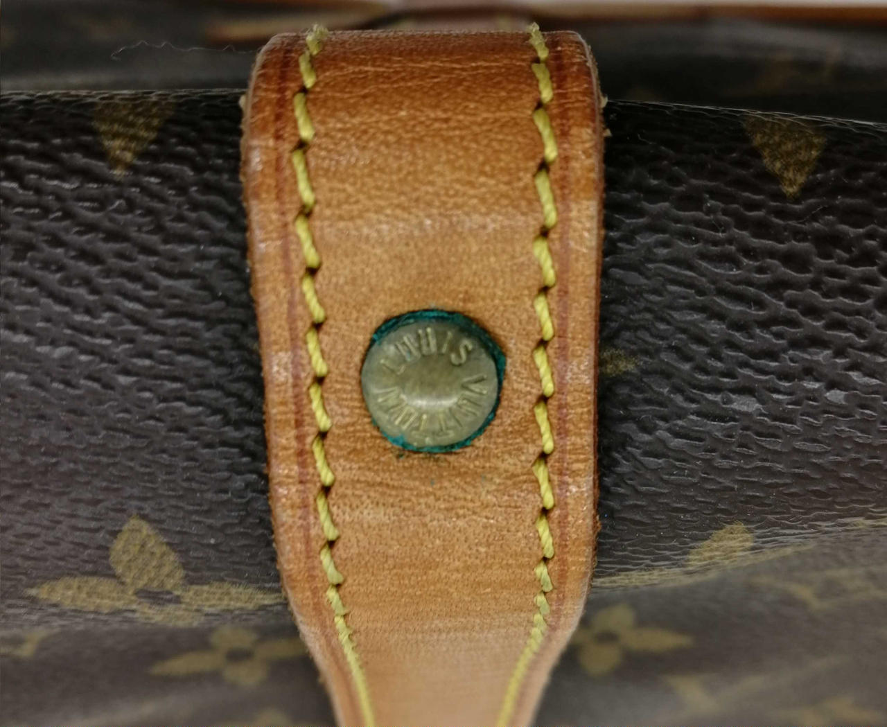 ボタン部分サビあり