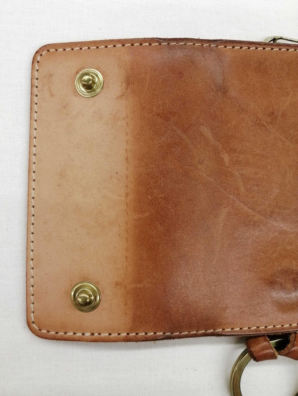 日焼け変色あり