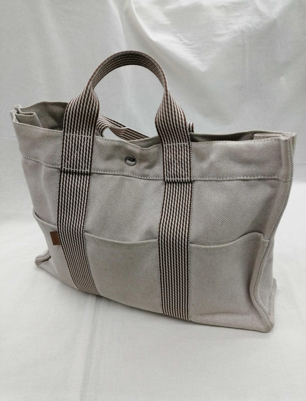 全体的にシミあり