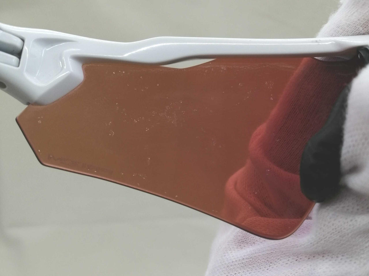 内側レンズ細かい傷あります