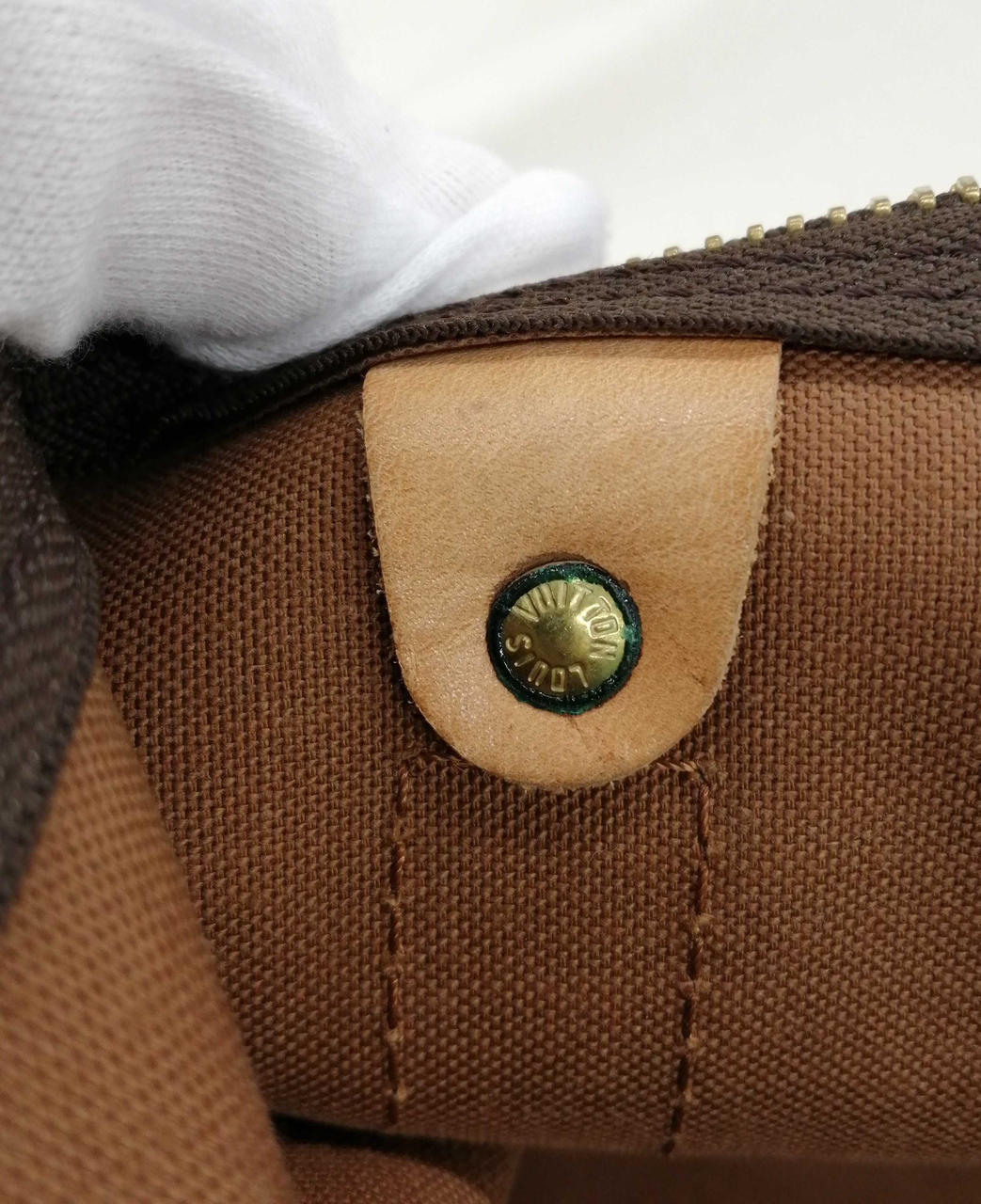 金具部分サビあります