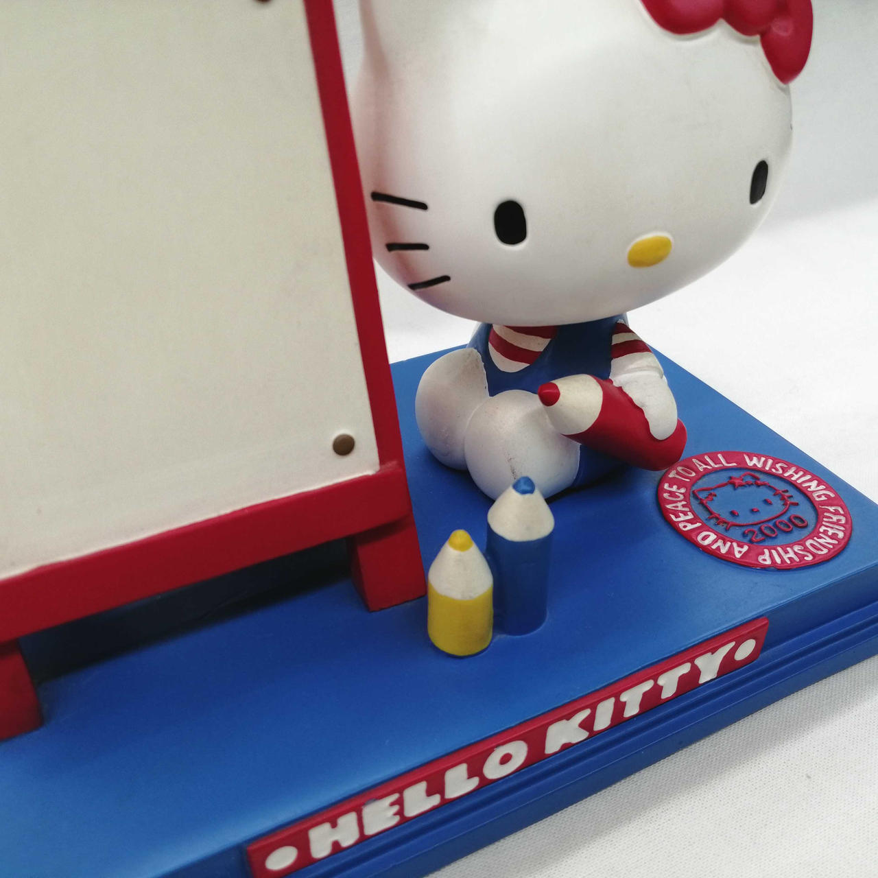 キティちゃん足汚れあり