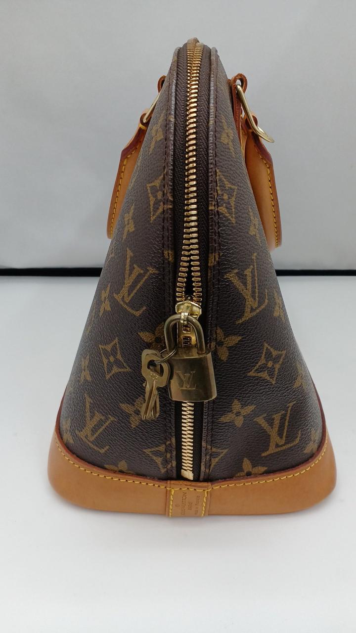 ロックと鍵2点。305の記載あり。