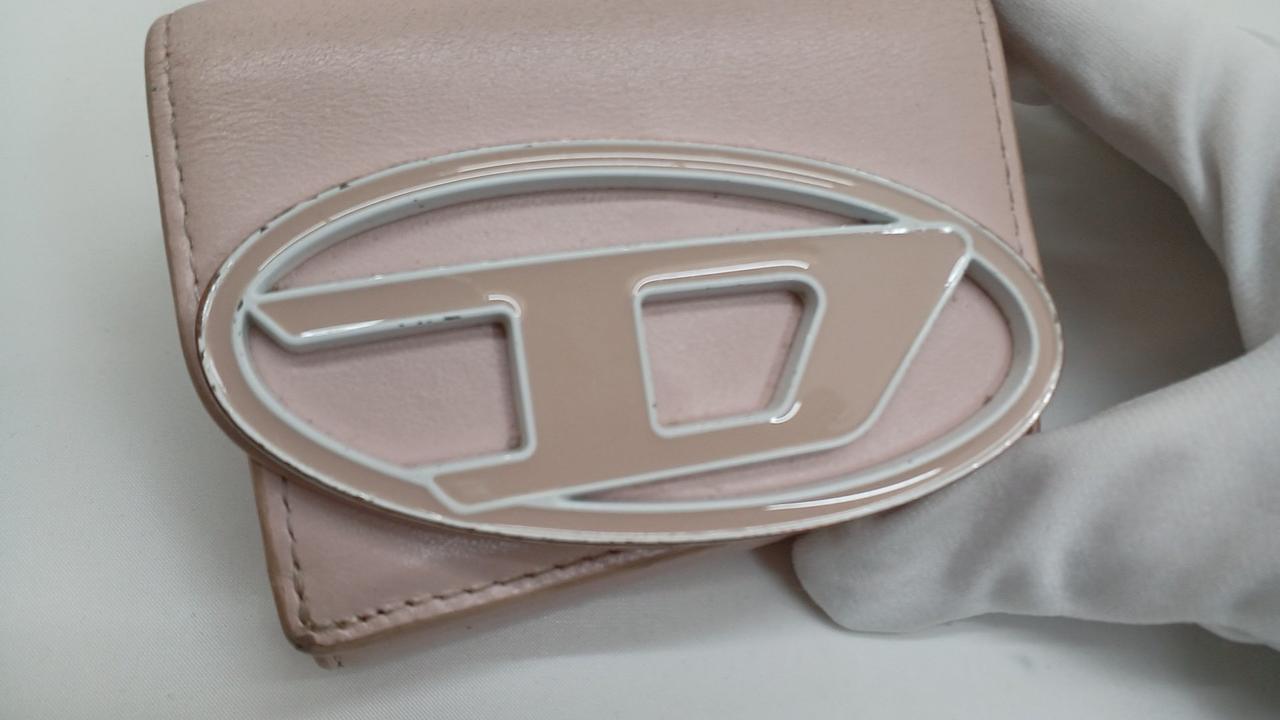 少し塗装の剥がれあり