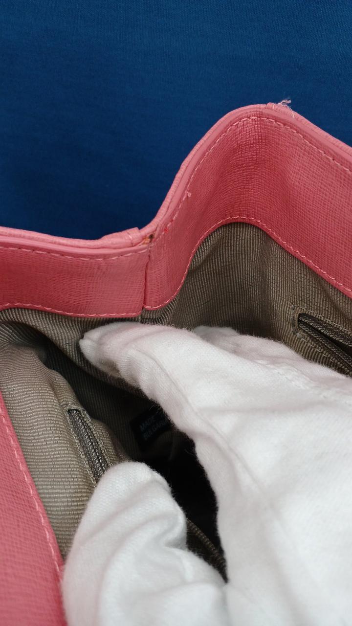 少しほつれあり