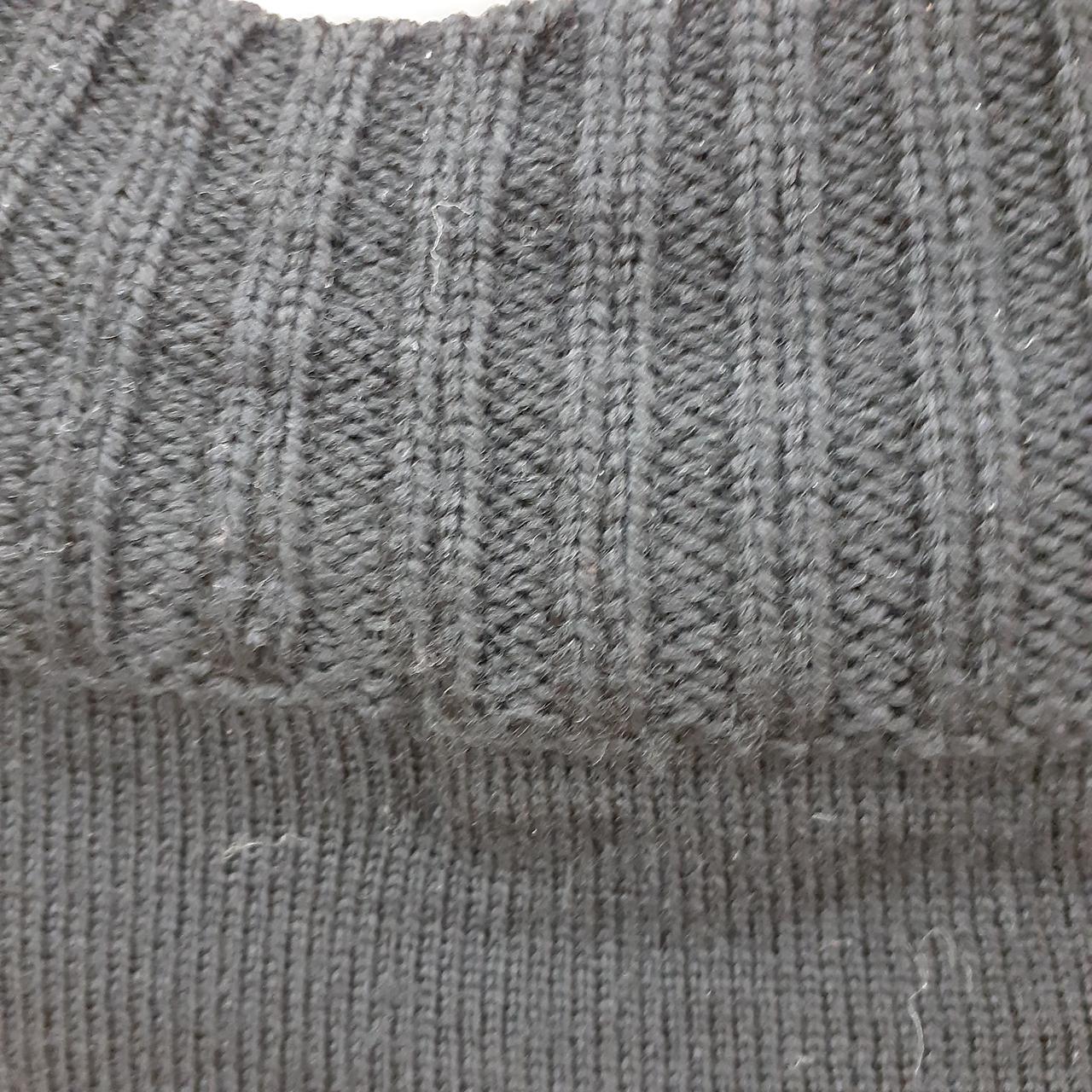 襟元ほつれあります