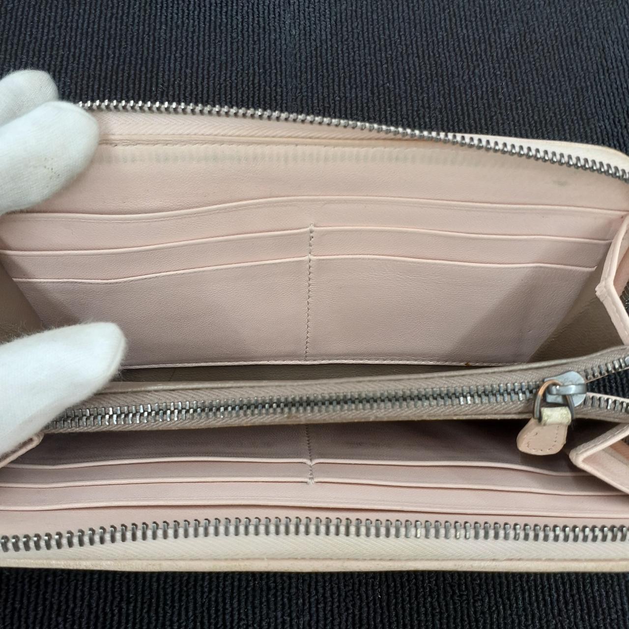 極美品　ボッテガ　長財布　ラウンドファスナー　M57 極美品 ボッテガ 長財布 ラウンドファスナー M57
