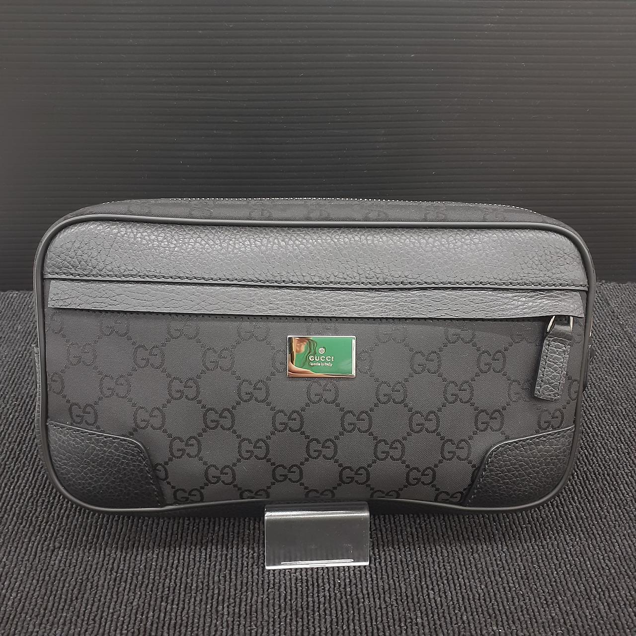 お値下げ　90s GUCCI モノグラム　グッチ　ボディバッグ GUCCI - GUCCI レディース Soho ショルダーバッグの通販 by