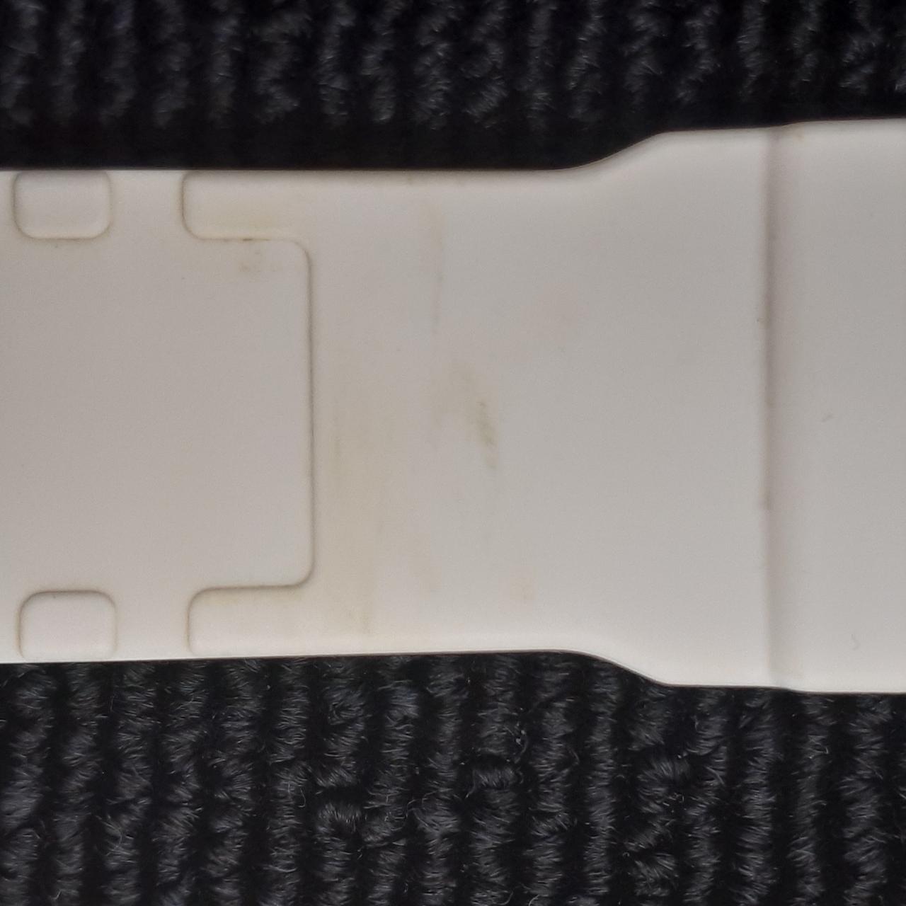 ヨゴレあります。