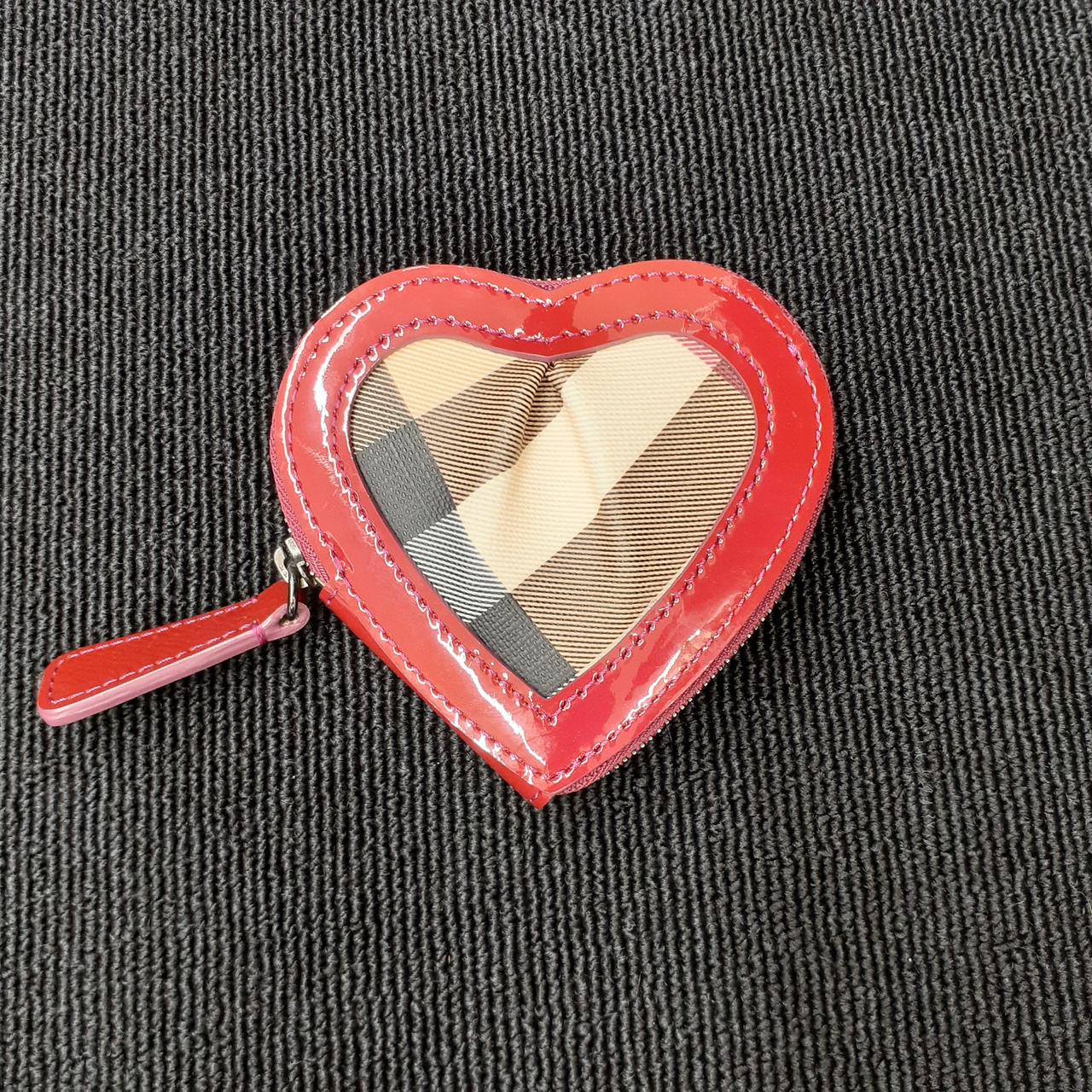 美品 BURBERRY バーバリー ハート ケース ピンク バーバリー(BURBERRY)|ハート型コインホルダー|HARDOFFオフモール
