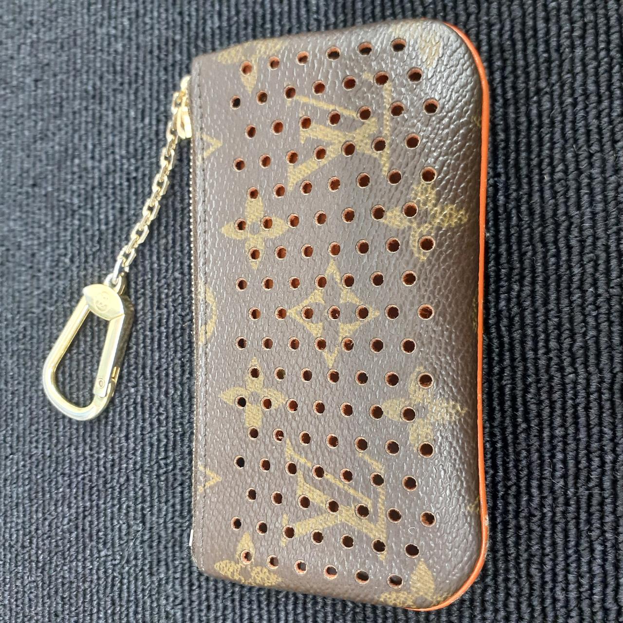 ルイヴィトン(LOUIS VUITTON)|モノグラム パンチング ポシェット