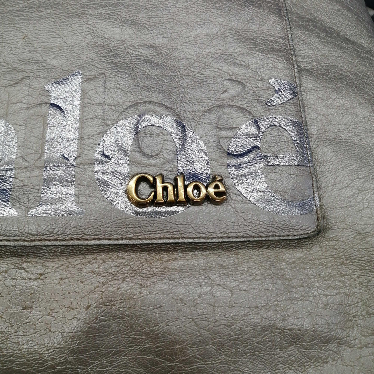 全体的に劣化しています