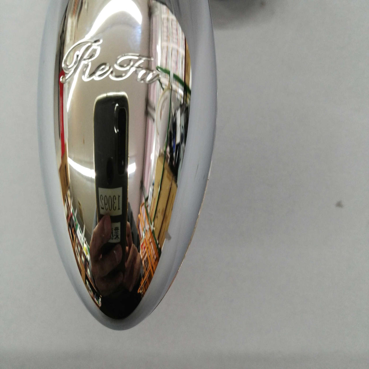 キズや汚れがあります。