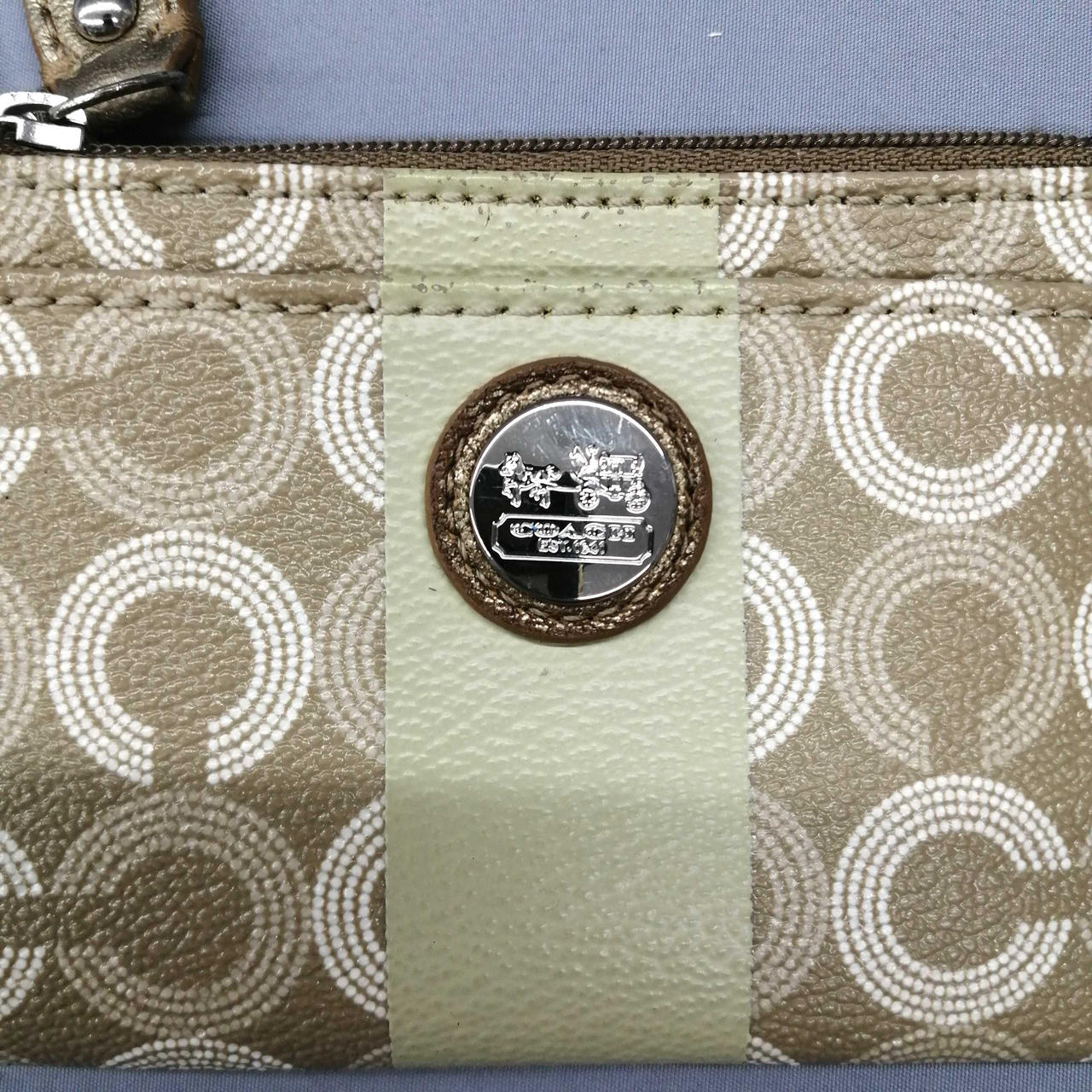 擦り傷があります。