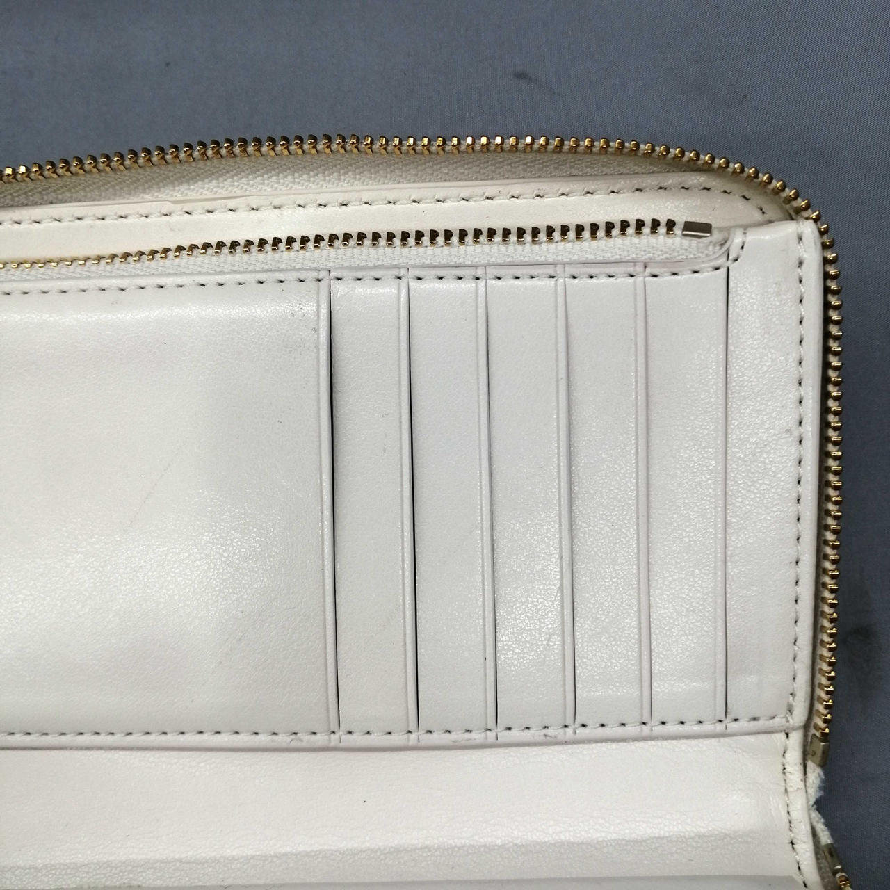 汚れがあります。