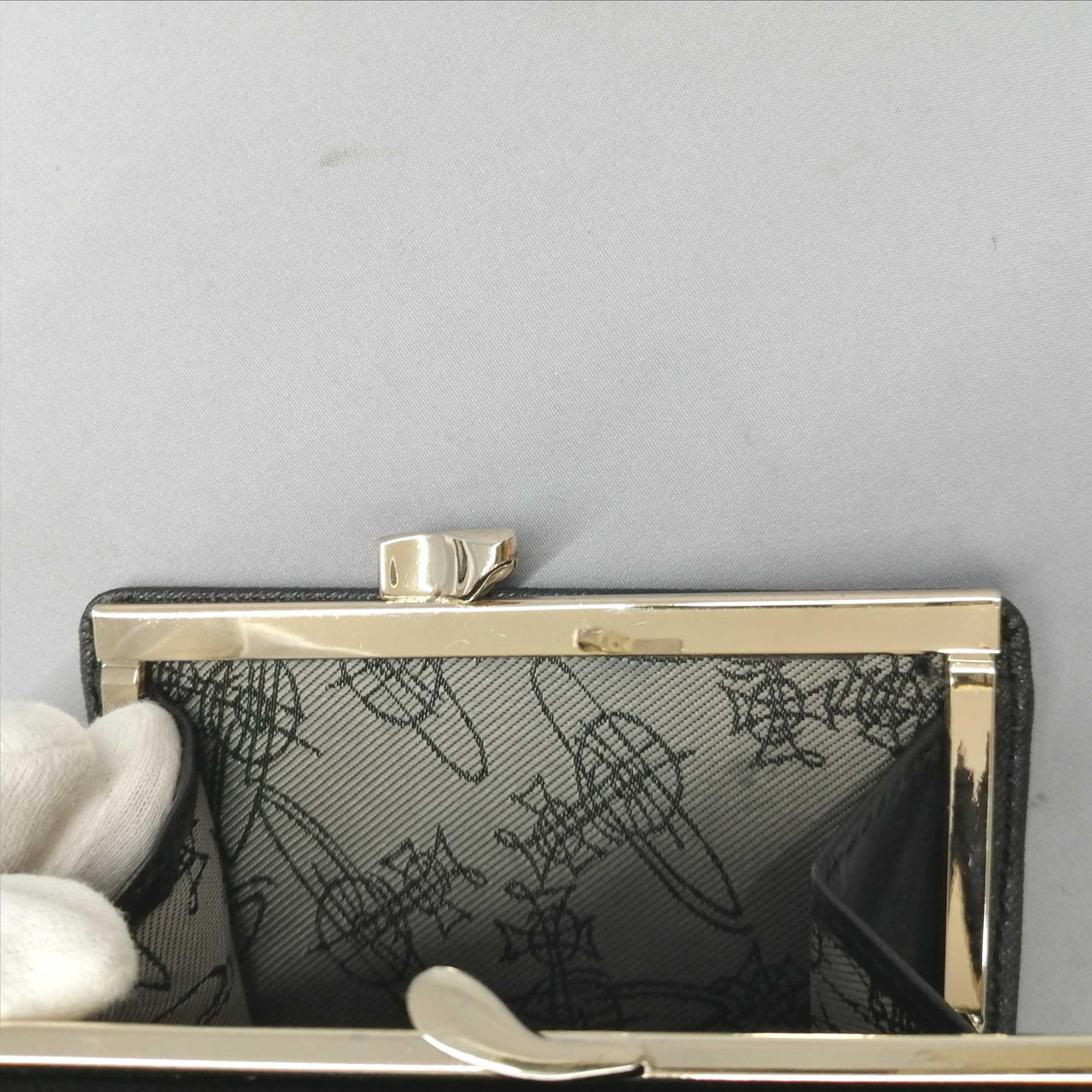 少しキズがあります