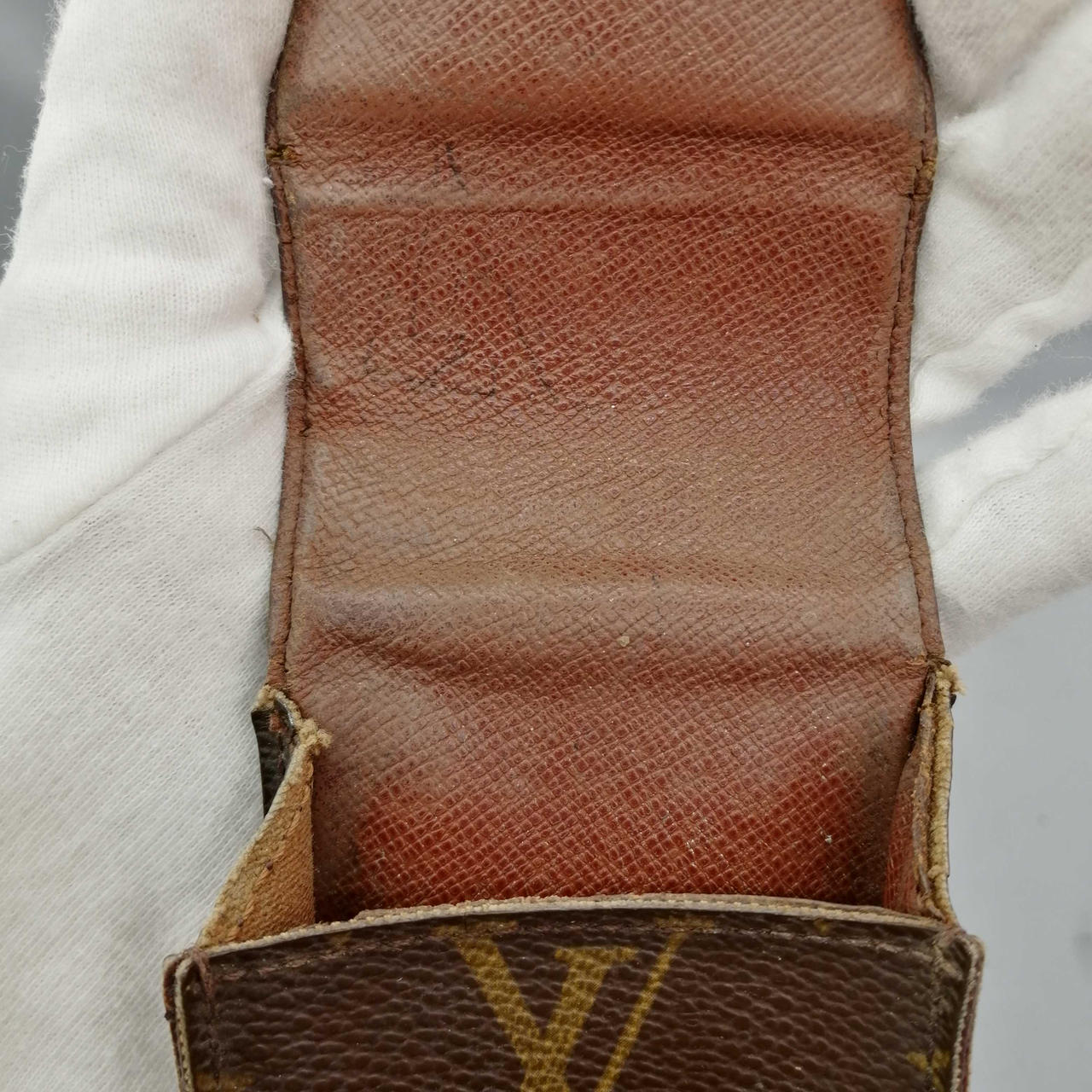 ペンのあとがあります