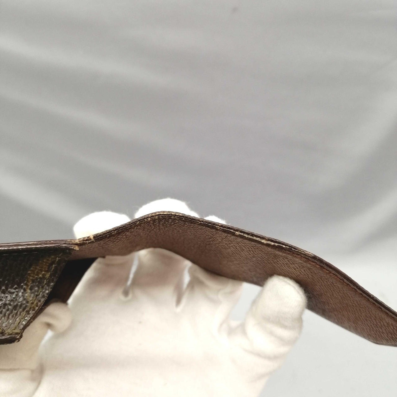 擦れがあります