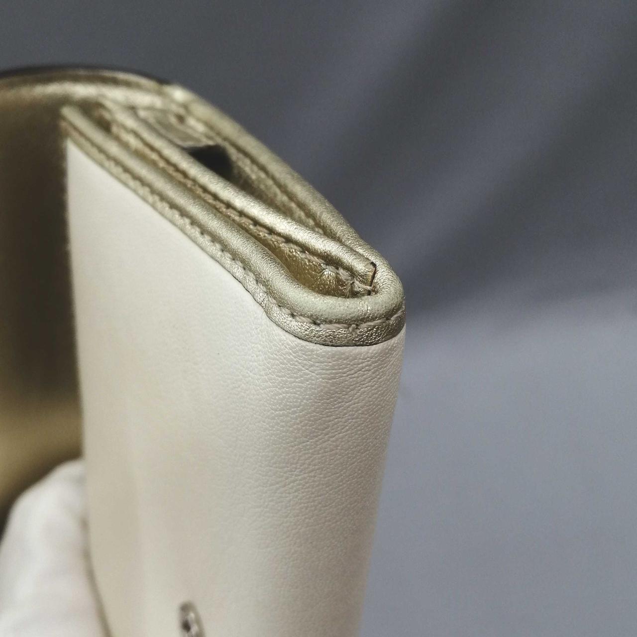 擦れがあります