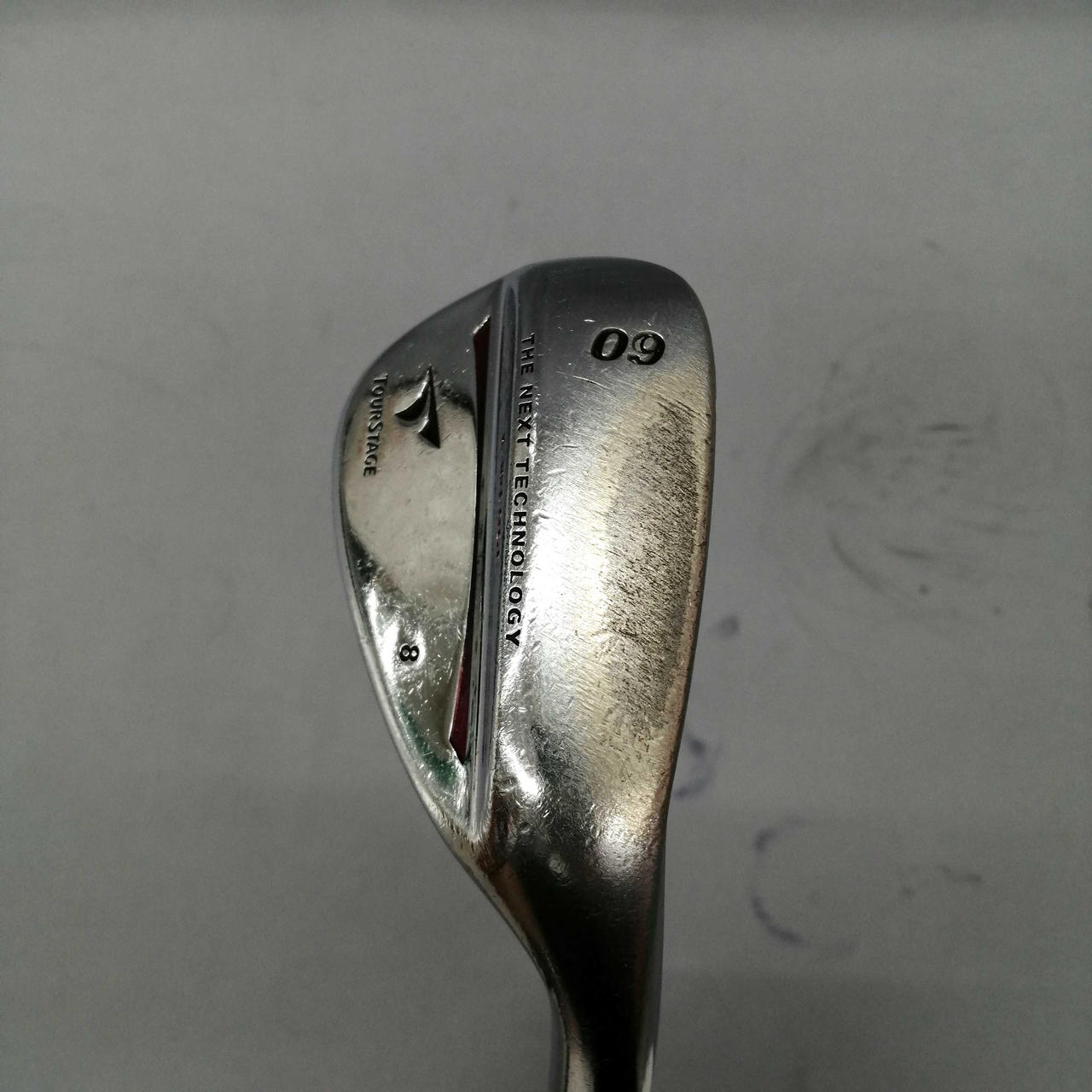 キズや汚れがあります。